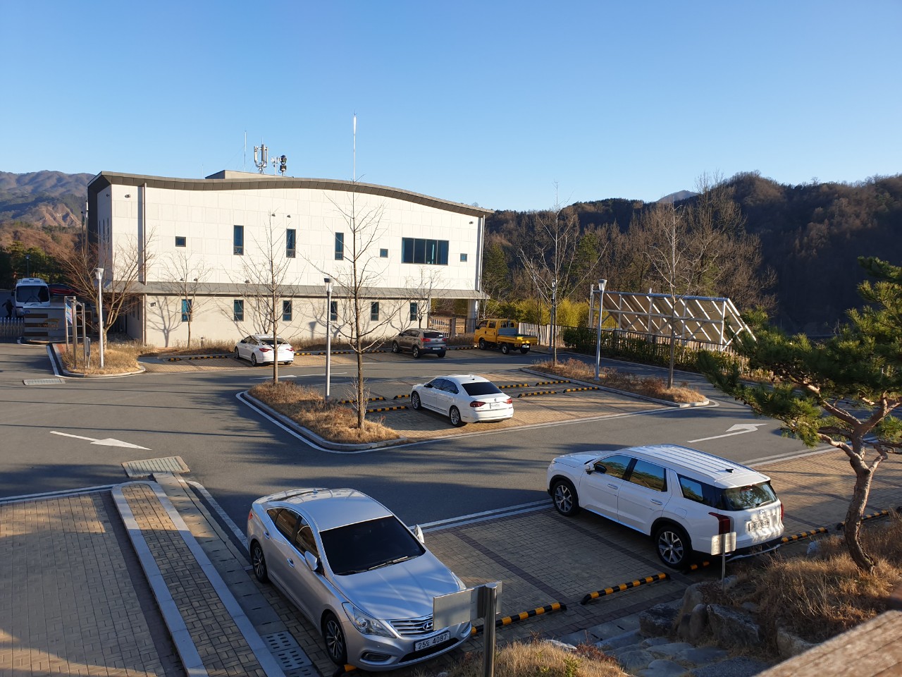 한국수자원공사 김천부항지사 관리동 옆