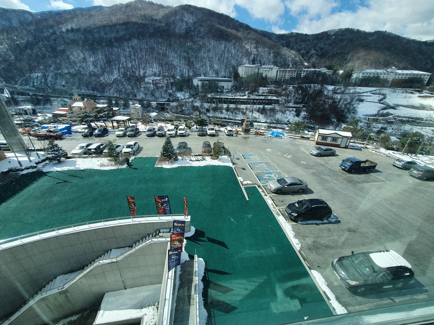 고한읍행정복지센터 본관앞 주차장