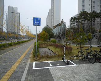 천안시 개인형 이동장치 주차장(천안불무중학교)