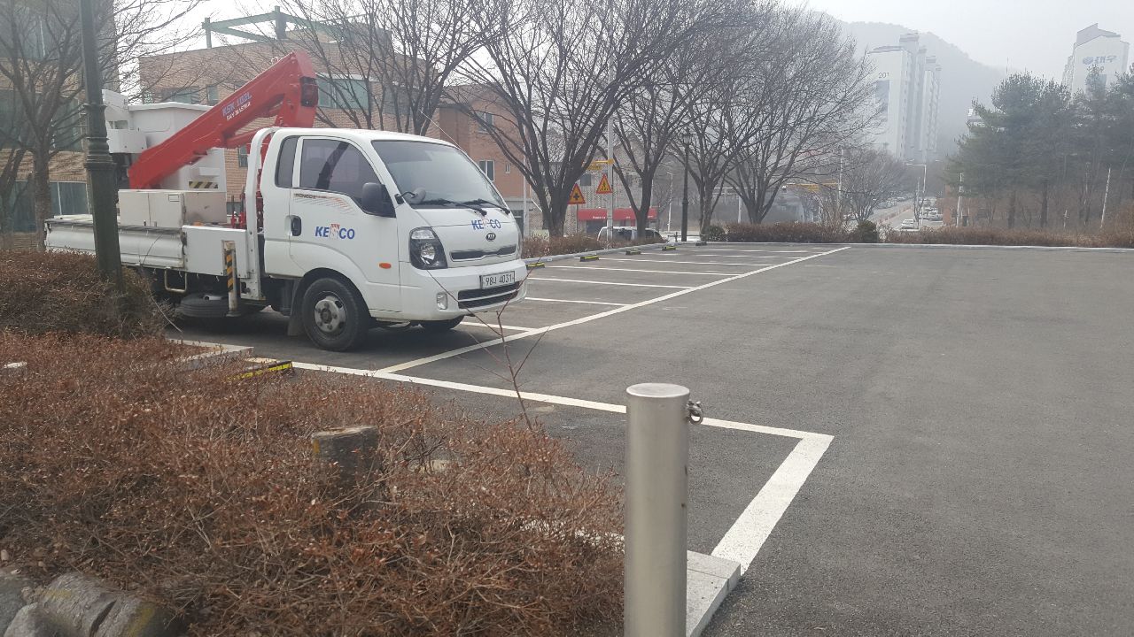 한국전기안전공사 강원지역본부 주차장